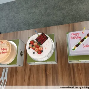 Yam Orh-Ni Chiffon Cake (Size: 1kg)