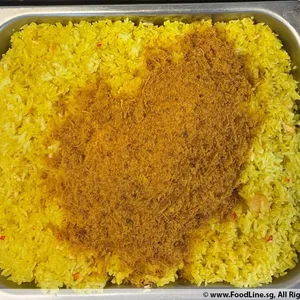 Thai Pineapple Rice 50% & Sin Chow Bee Hoon 50%