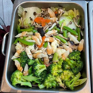 Four Season Vegetable w Clam