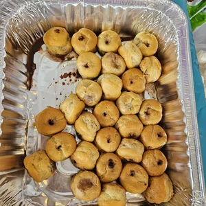 Mini Chocolate Profiteroles
