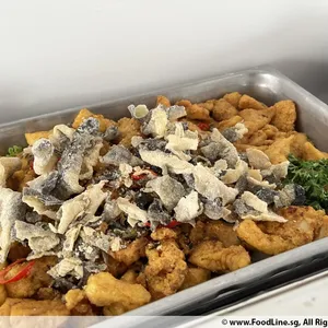 Golden Salted Egg Fish w Crispy Fish Skin