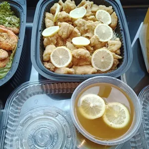 Deep Fried Fish Fillet with Lemon Sauce 西柠鱼片