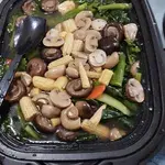 Hong Kong Kai Lan with Mushroom and Wolfberry