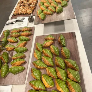 Matcha White Chocolate Croissant <br> premium kyoto green powder, white chocolate, croissant <br> Vegetarian, Contains dairy, egg and wheat