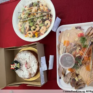 Mexican Christmas Salad with Prawn