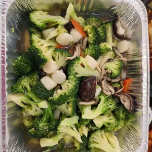 Broccoli w Scallop