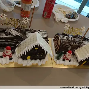 X’mas Chocolate Log Cake (650g)