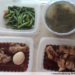 Lunch Tingkat (20 Day, 3 Dishes + Soup OR 4 Dishes)