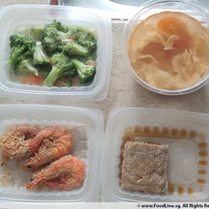 Lunch Tingkat (20 Day, 3 Dishes + Soup OR 4 Dishes)