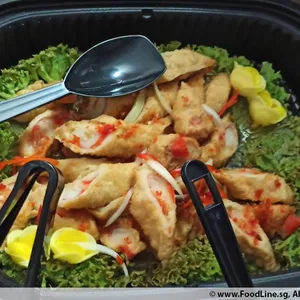 Crabmeat Roll with Thai Chilli（发财虾条卷）