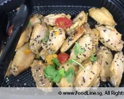 Oven Baked Mandarin Orange Glazed Chicken Wing with Sesame Seeds 香烤芝麻橙釉小鸡翅 | Customer Photo | Stamford Catering