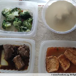 Lunch Tingkat (20 Day, 3 Dishes + Soup OR 4 Dishes)