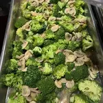 Broccoli with Jade Abalone Mushroom