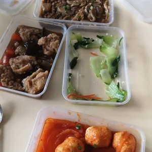 Tingkat - 3 Dishes + 1 soup/ 4 Dishes  (20 days)(Lunch)