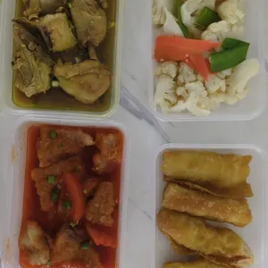 Tingkat - 3 Dishes + 1 soup/ 4 Dishes  (20 days)(Dinner)