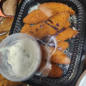 Breaded Fish Fillet w Tartar Dip