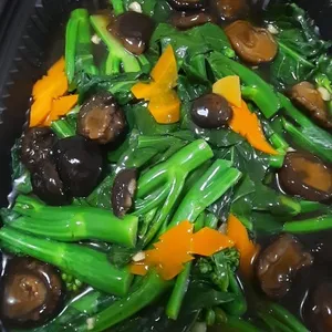 香菇芥兰 Kailan w/Mushrooms