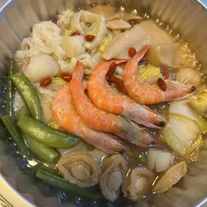 Fortune Abalone Imperial Treasure Pot (Abalone, Sea Cucumber, Prawn, Bai Ling Mushroom,  Mushroom, Fish Maw, Scallop, Roast Duck & Sweet Beans)