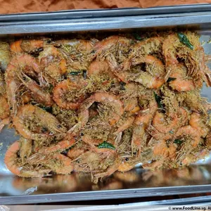 Oatmeal Honey Prawns 麦片虾