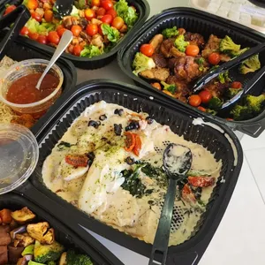 Tuscan Garlic Cream White Fish<br> Traditional garlic cream sauce, baked white fish, roasted tomatoes
