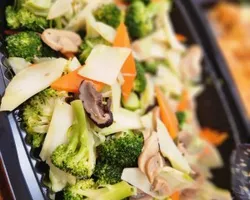 Stir Fry Broccoli Mushroom 香菇西兰花 | Customer Photo | Fong Fu Food Catering