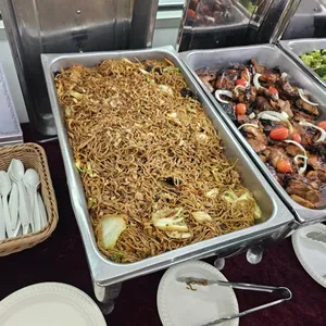 Braised Emperor Noodle