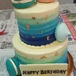 TMD06 Drip6 (Size: Bottom 5 Inch, Top 3 Inch.) (Flavour: Chocolate) (Big candles: 9) (Small candles: 9) (Message on Complimentary Gift Card: No) (Message On Cake: (Short & Sweet): Yes (do write the message in the ordering form, under comments box))