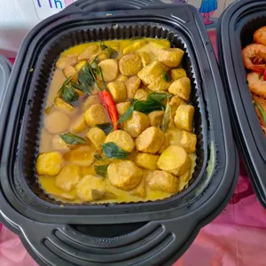 Gold Coin Egg Tofu with Golden Pumpkin Sauce 金币蛋豆腐配特质南瓜酱
