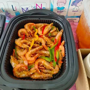 Salt & Pepper Prawns 黄金椒盐虾
