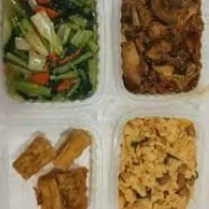 Lunch Tingkat (20 Day, 3 Dishes + Soup OR 4 Dishes)