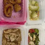 Lunch Tingkat (20 Day, 3 Dishes + Soup OR 4 Dishes)