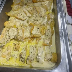 Baked Fish Fillet with Leek Lemon Butter Sauce 韭葱西柠牛油烘烤鱼片