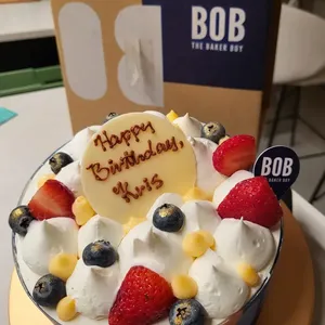 Strawberry Lemon Cake (Size: Small 6 Inch) (Message (up to 50 characters): Yes (do write the message in the ordering form, under comments box))