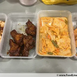 Traditional Tingkat Series - Lunch/Dinner Tingkat (20 Days, 3 Dishes + 1 Soup OR 4 Dishes)