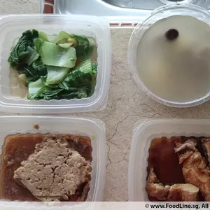 Lunch Tingkat (20 Day, 3 Dishes + Soup OR 4 Dishes)