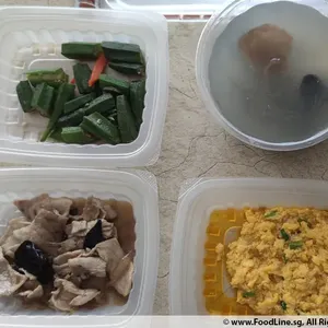 Lunch Tingkat (20 Day, 3 Dishes + Soup OR 4 Dishes)