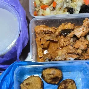 Traditional Tingkat Series - Lunch/Dinner Tingkat (20 Days, 3 Dishes + 1 Soup OR 4 Dishes)