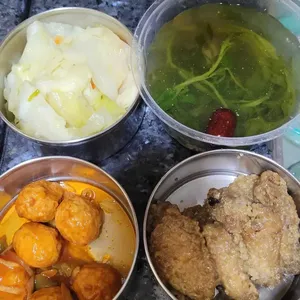 Dinner Tingkat (20 Days, 3 Dishes + Soup OR 4 Dishes)