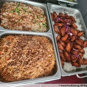 Oriental Fried Rice (50%) & Kampong Fried Mee Siam (50%)