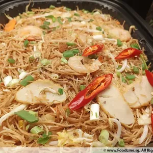 Oriental Wok fry mee sua with seafood 干炒海鲜面线