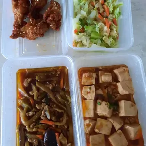 Traditional Tingkat Series - Lunch/Dinner Tingkat (20 Days, 3 Dishes + 1 Soup OR 4 Dishes)