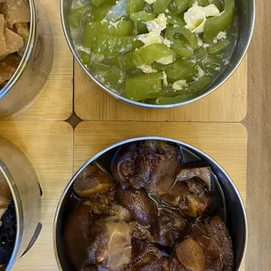 Dinner Tingkat (20 Days, 3 Dishes + Soup OR 4 Dishes)