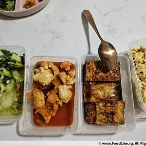 Jessie Catering Tingkat Meal - 3 dishes + 1 soup/ 4 dishes (20 days)