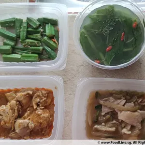 Lunch Tingkat (20 Day, 3 Dishes + Soup OR 4 Dishes)