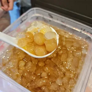 Chilled Cheng Tng with Snow Fungus and Longan