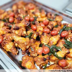 Sweet Buffalo Drumlets<br> Slow baked chicken drumlet, sweet and spicy sauce <br>Contains allium, spicy