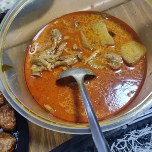 Curry Chicken