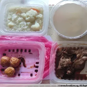 Lunch Tingkat (20 Day, 3 Dishes + Soup OR 4 Dishes)