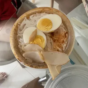 Hum Laksa (Option A: Big Beehoon) (Option E (Laksa): Hum to Half Egg)