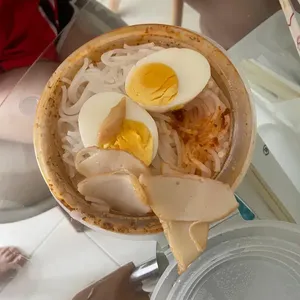 Hum Laksa (Option A: Big Beehoon) (Option E (Laksa): Hum to Half Egg)